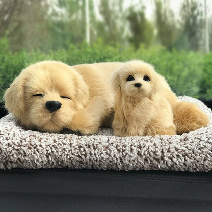 Decoración para coche con cachorro de peluche dormilón: un compañero de viaje acogedor y un toque kawaii 🐾🚗