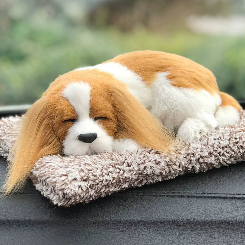 Decoración para coche con cachorro de peluche dormilón: un compañero de viaje acogedor y un toque kawaii 🐾🚗